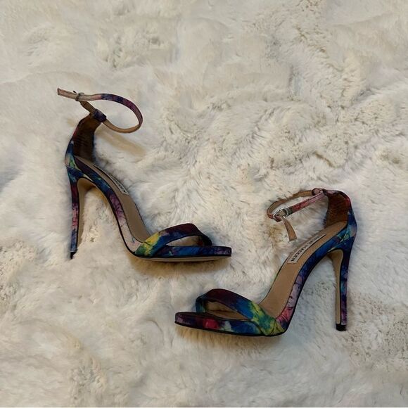 Steve Madden size 6 tie-dye strap heels - Picture 2 of 15